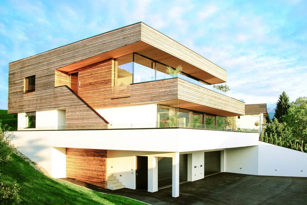 fachada de madera en casa moderna