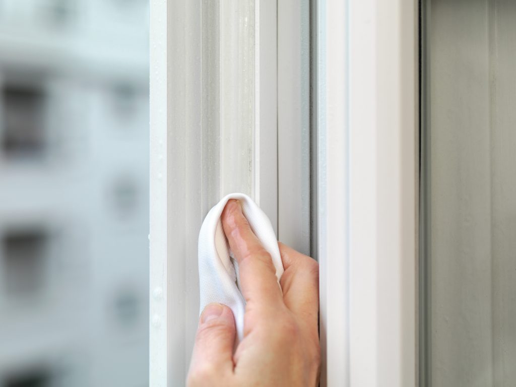 Qué son los burletes y cómo funcionan para aislar ventanas
